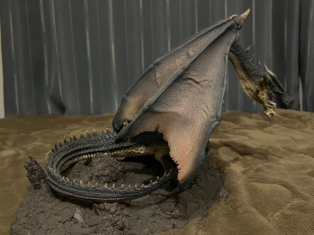 カプコンフィギュアビルダー クリエイターズモデル 黒龍 ミラボレアス　美品　箱付