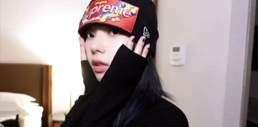 Supreme Skittles New Era Beanie カリナ着用 - メルカリ