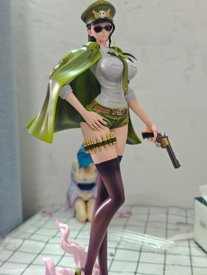 ONE PIECE ニコ・ロビン 樹脂 彫刻 フィギュア