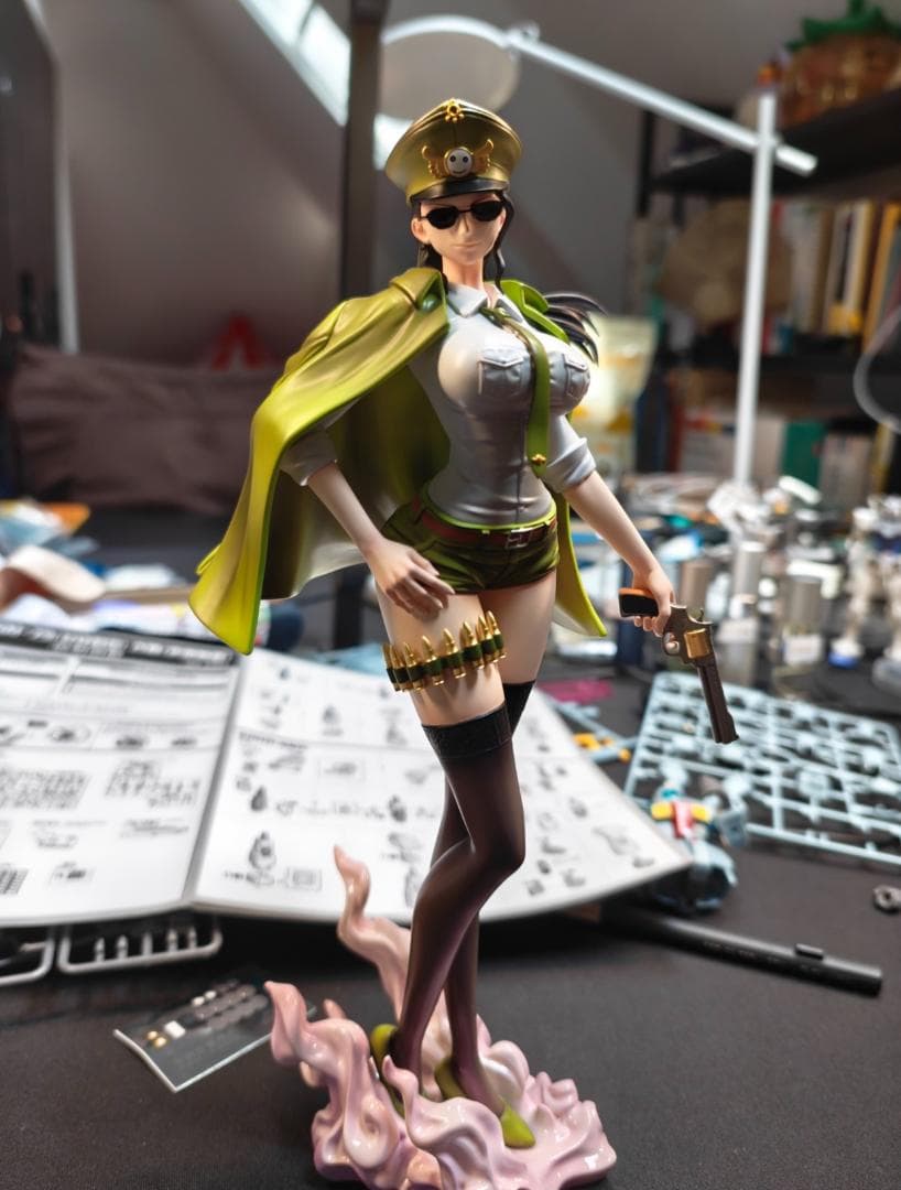 ONE PIECE ニコ・ロビン 樹脂 彫刻 フィギュア