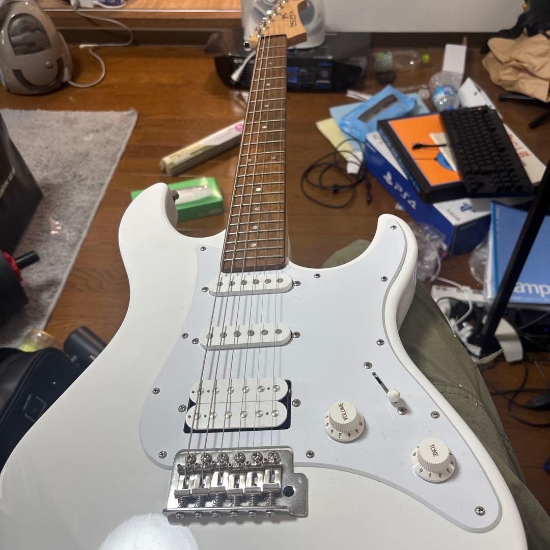 Yamaha エレキギター ホワイト ストラトキャスターpacifica012