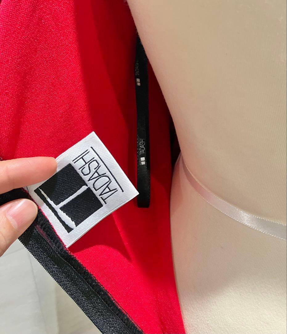 ぽん様【TADASHI SHOJI】赤×黒 花しストレッチ ロングドレス