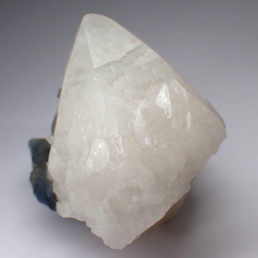 中国/内モンゴル産】ブルーフローライトwithクォーツ