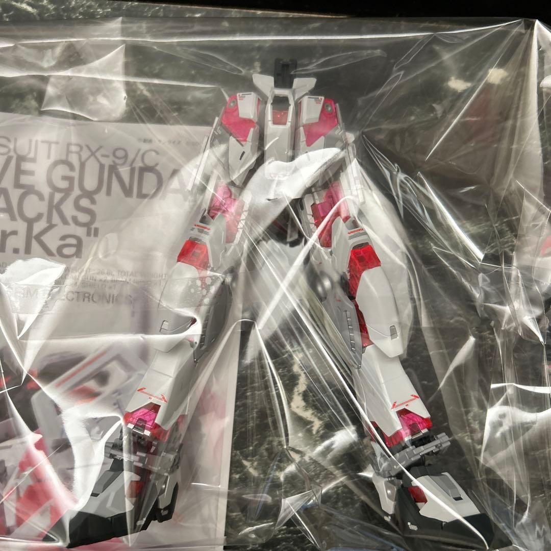 ガンプラ完成品　MGナラティブガンダムver.ka プラモデル完成品