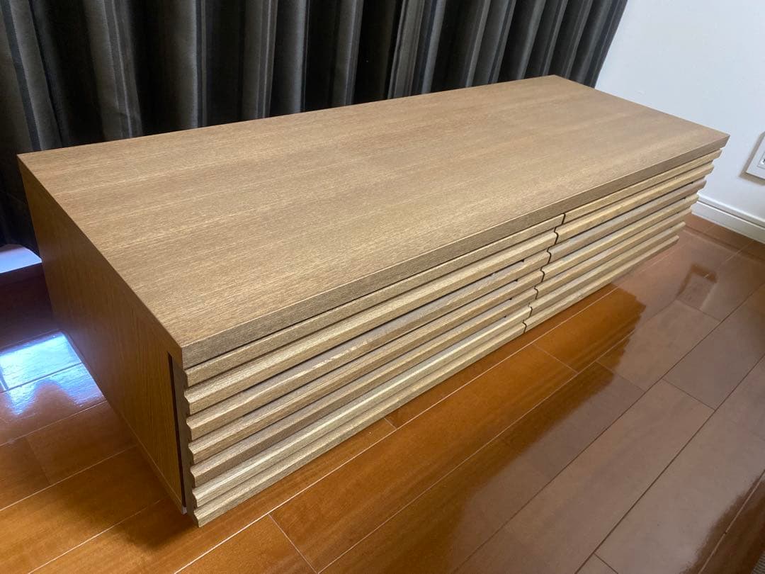 送料込・引取可】引取3，000円引 unico レイン LIJN TVボード unico LIJN