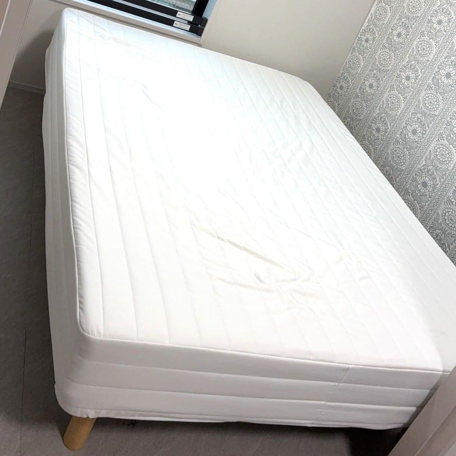 定価 59,900円／ダブル／24年夏頃購入／脚付マットレス ポケットコイル
