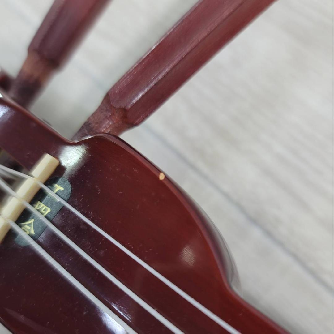 良品】沖縄三線 工四合 人工皮 三味線 概ねきれいの通販はau PAY