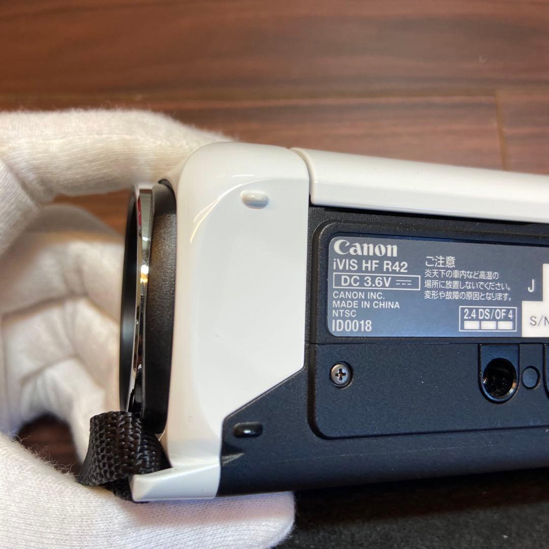 Canon デジタルビデオカメラ iVIS HF R42 ほぼ新品 3400