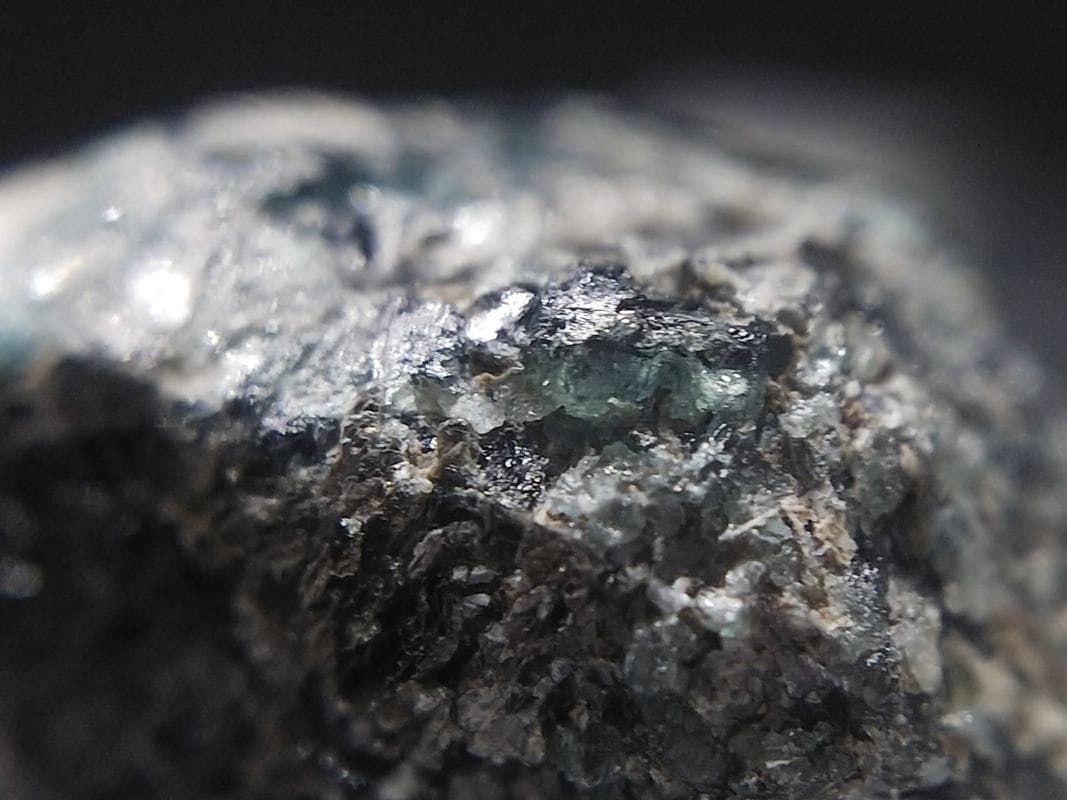 256 アレキサンドライト 六輪座双晶 原石 結晶 ジンバブエ産