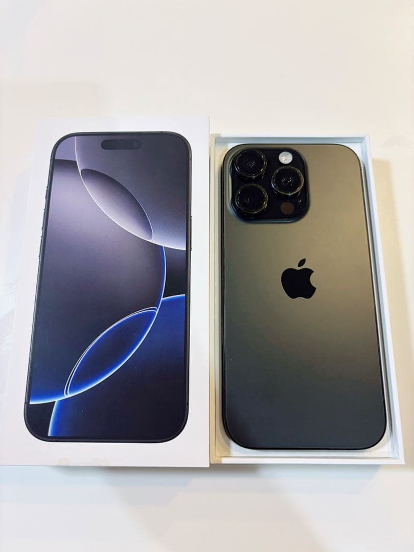 Apple iPhone 16 Pro 128GB ブラックチタニウム 本体
