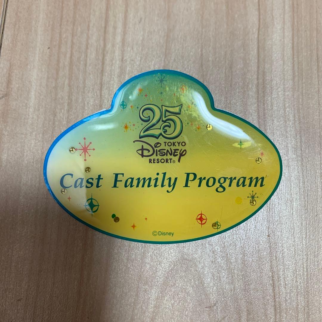 ☆ディズニーキャスト非売品 ☆25thネームタグ - メルカリ