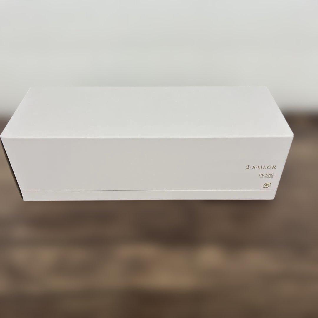 12654 セーラー万年筆 長刀研ぎ シルバートリム ブラック中字