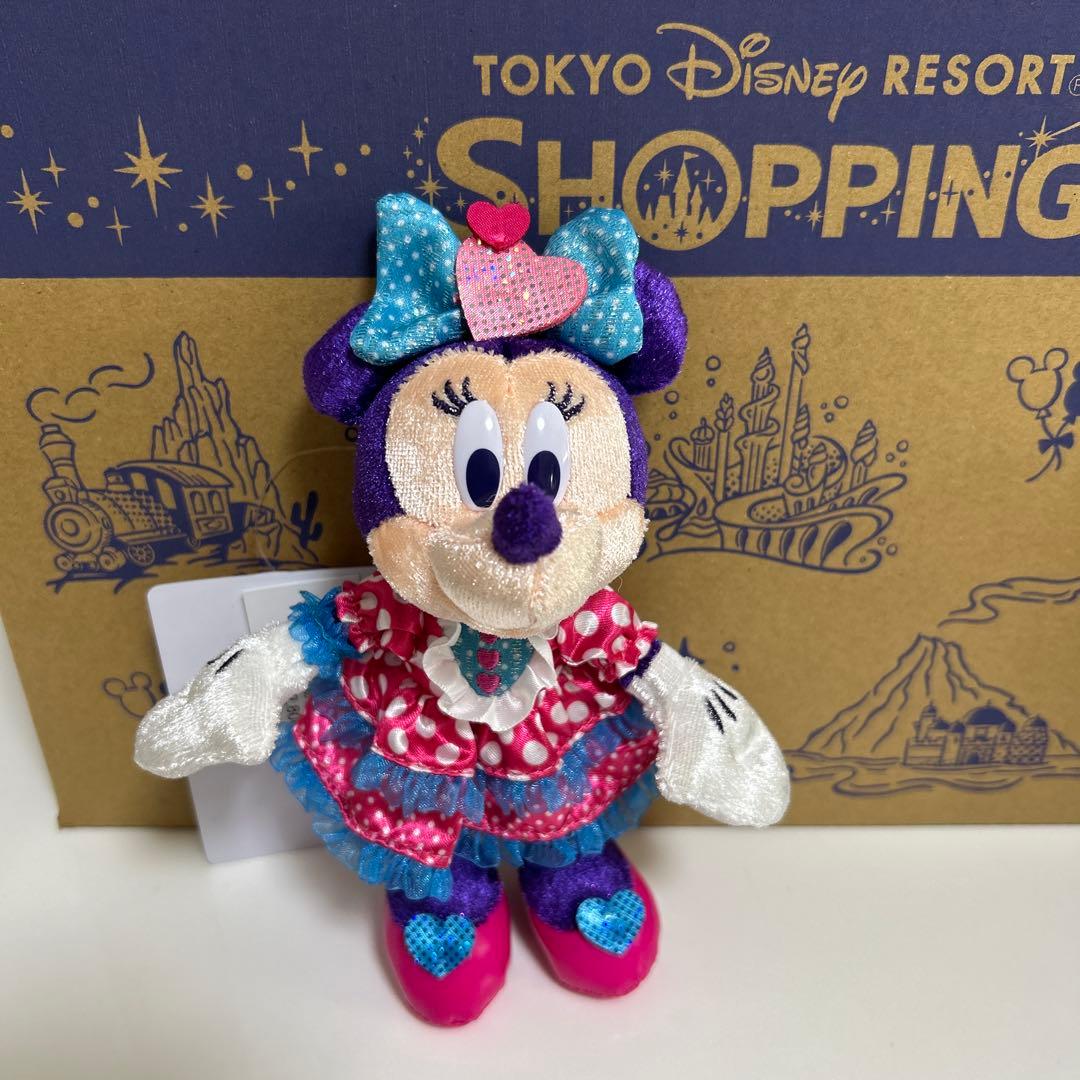 ぬいぐるみバッジ ミニー パルパルーザ 2026 ファンダーランド