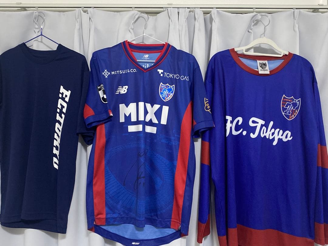 バラ売り不可　渡邊凌磨　FC東京　浦和レッズ　サイン付き25thユニフォーム他