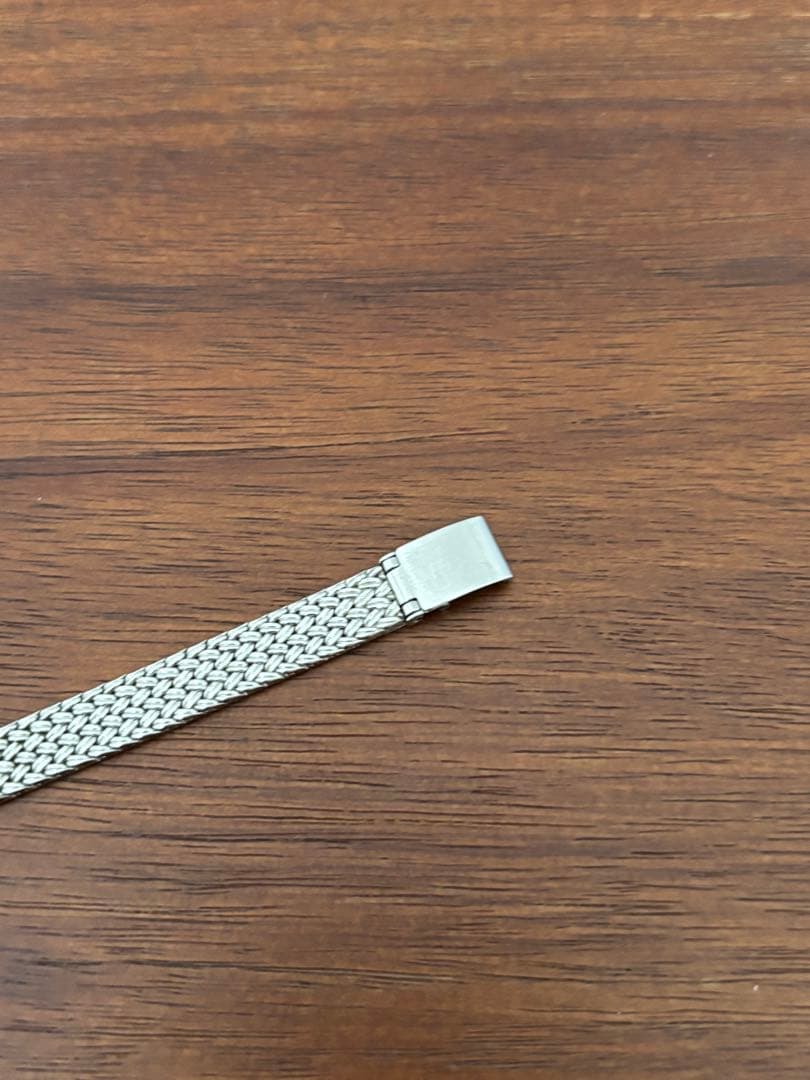 ageteアガット シルバー色 ステンレス 時計 バングル 小傷あり 電池