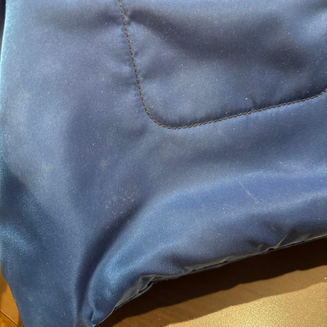 PRADA ブルーハンドバッグ