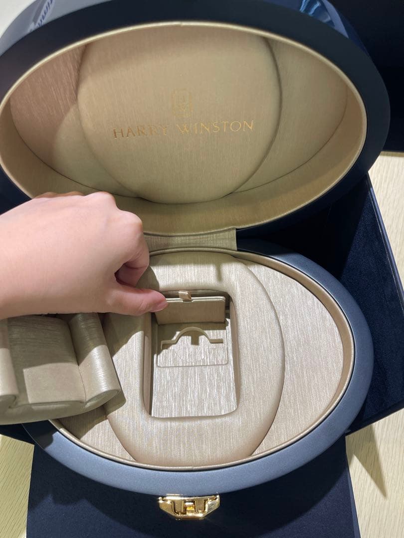 HARRY WINSTON ギフトボックス ネイビー 6505682406