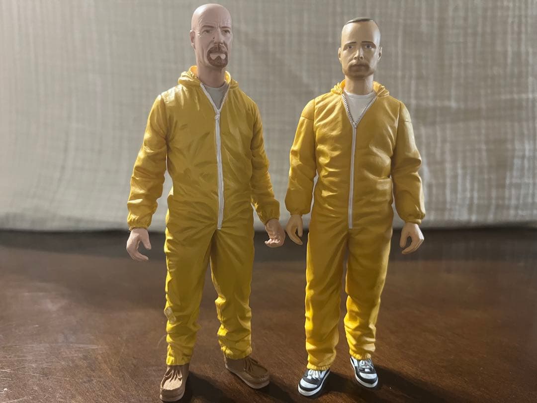 あ*ろ様 ブレイキング・バッド ウォルター・ホワイト ジェシーピンクマン防護服