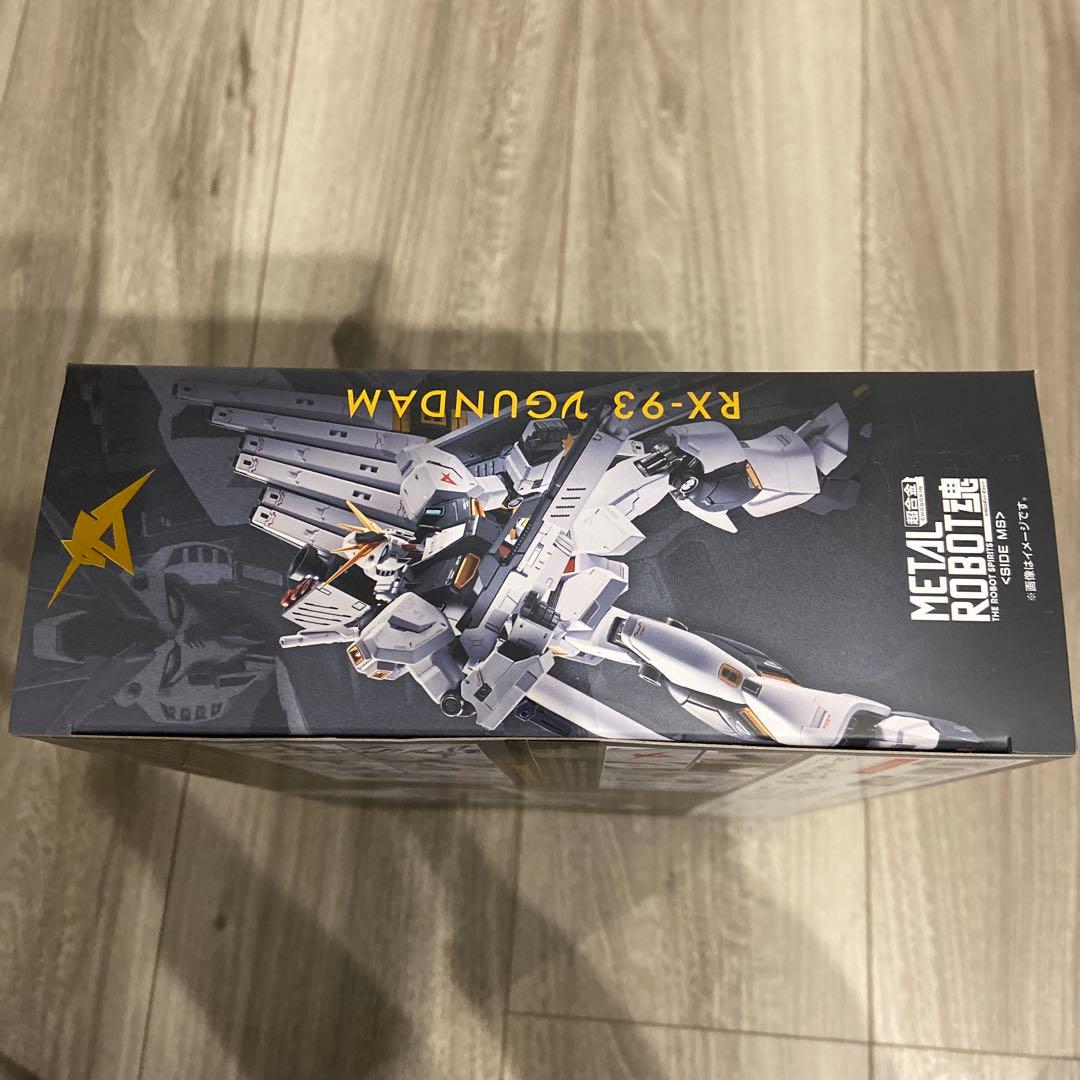 新品未開封品　BANDAI L ROBOT RX-93 νガンダム