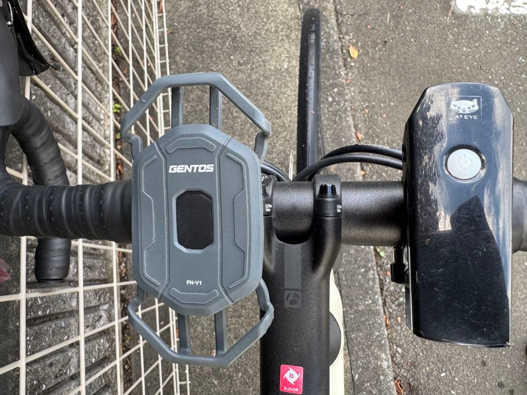 ロードバイク　トレック　Domane AL 4 Gen 4