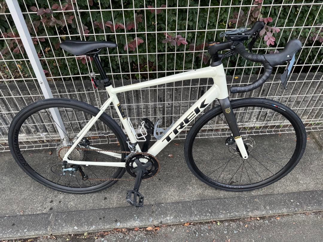 ロードバイク　トレック　Domane AL 4 Gen 4