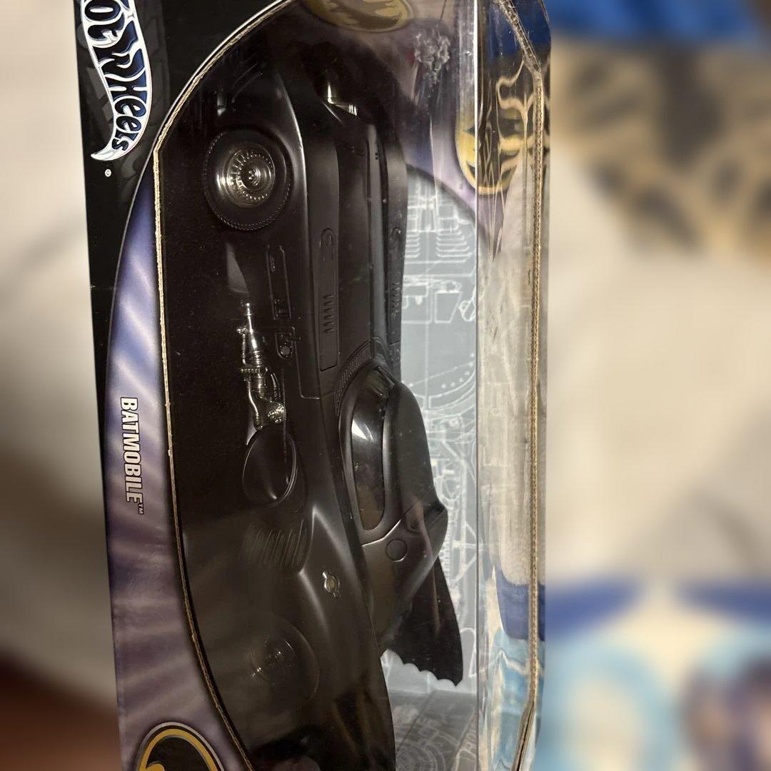 バットマン　バットモービル