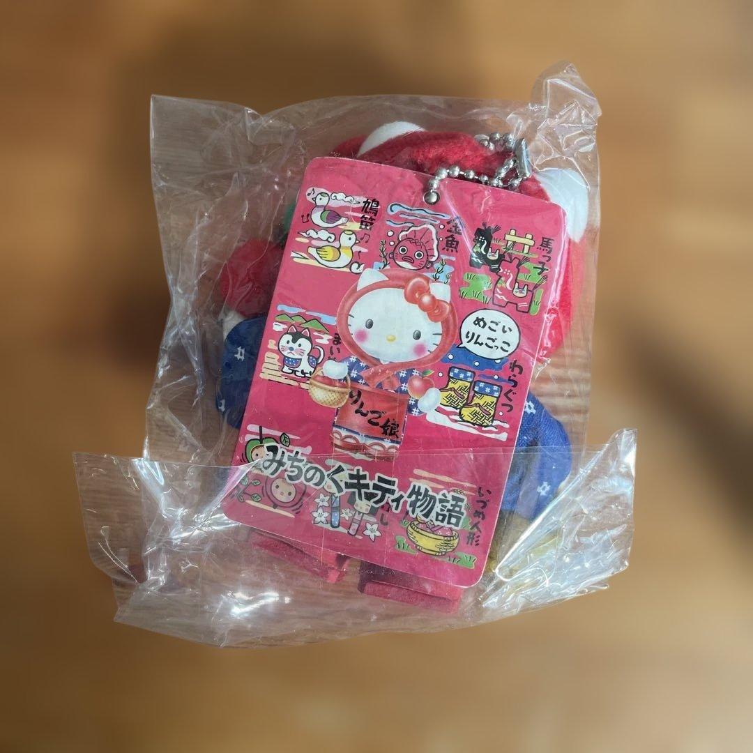 公*o様 ハローキティ　ご当地キティ　りんご娘ver