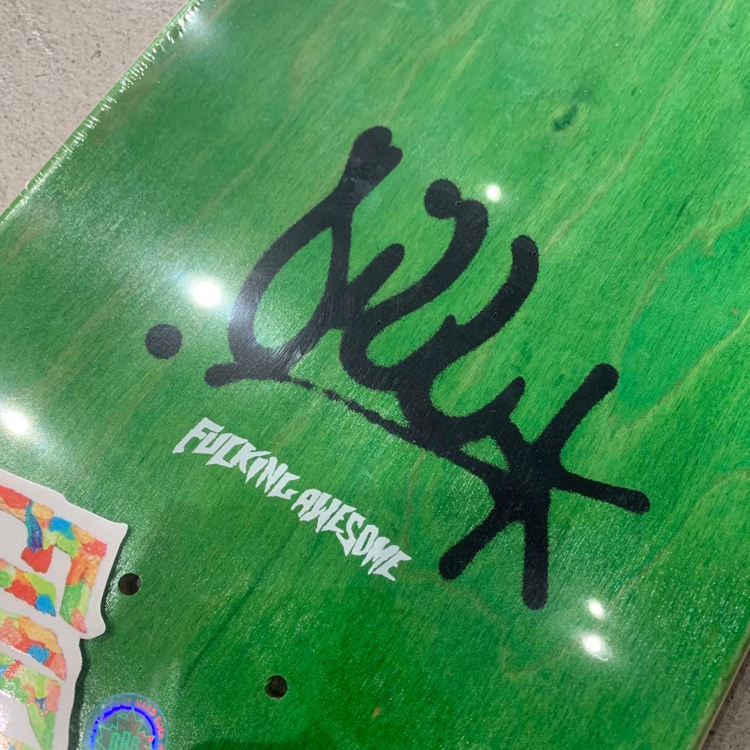 スケートボード Fucking Awesome Dill Painted sicked 8.18