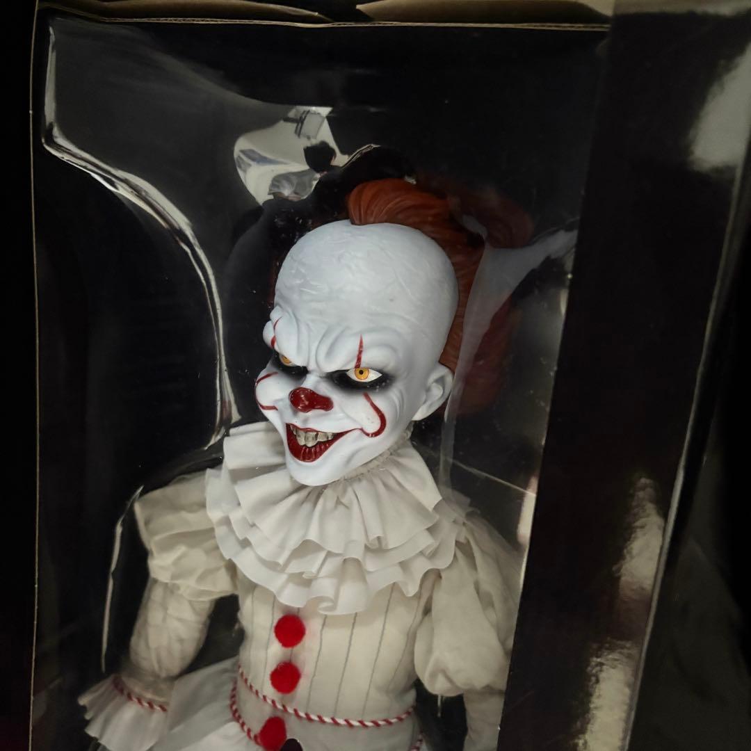 【未開封】激レア　IT ペニーワイズ　18インチ　フィギュア　メズコトイズ