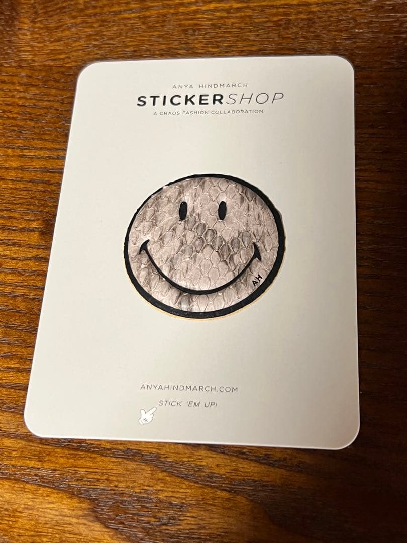 新品未使用超レアLONDON本店購入アニヤハインドマーチスマイリー革