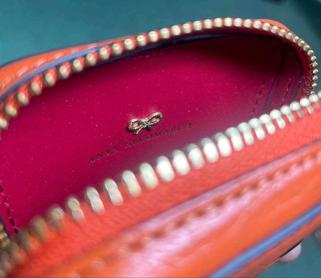 ANYA HINDMARCH アニヤハインドマーチ ケース チャーム