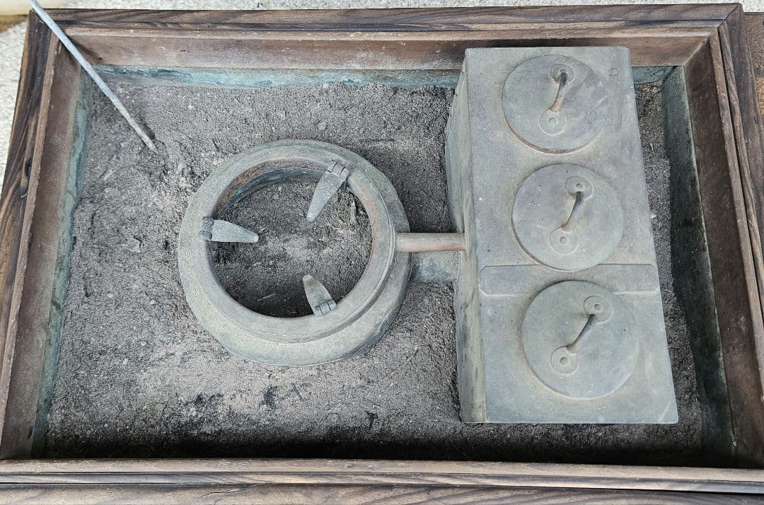 長火鉢 燗銅壷付き五徳 引出し付 囲炉裏 火鉢 古道具 アンティーク