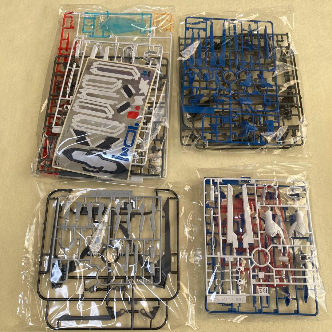 ガンプラセット Aile Strike,Freedom,Zaku Warrior