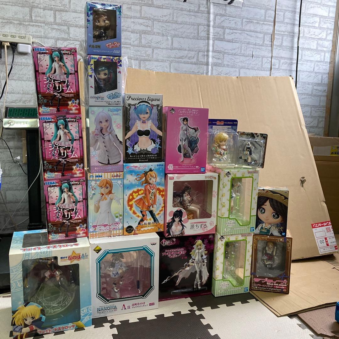 初音ミク、ラブライブ、プリティーダービーム娘、他 フィギュア 新品