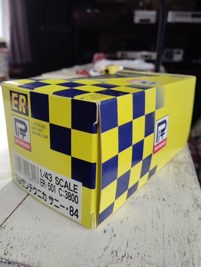 PIT―ROAD　マルゼンテクニカ　サニーB110 絶版・超希少・入手困難