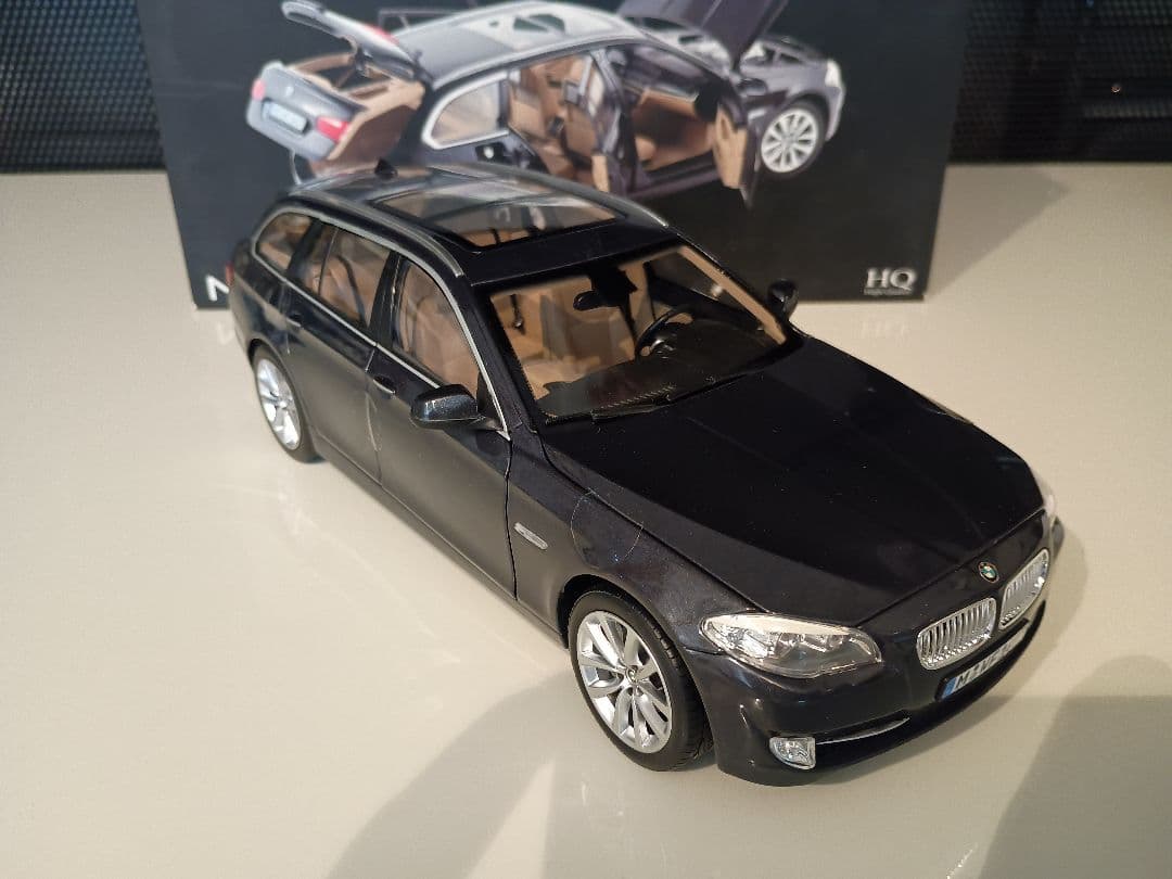 ノレブ NOREV BMW 550i ツーリング 5シリーズ 2010 1/18