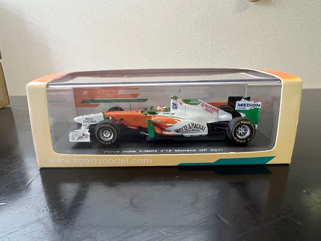 F1 Force India 2011 ポールディレスタ直筆サイン入り1/43