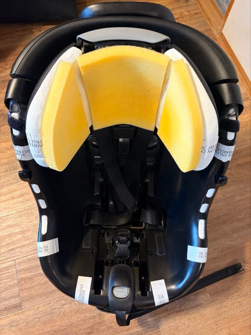 マシキコシ　Maxi-Cosi AxissFix Plus グレー