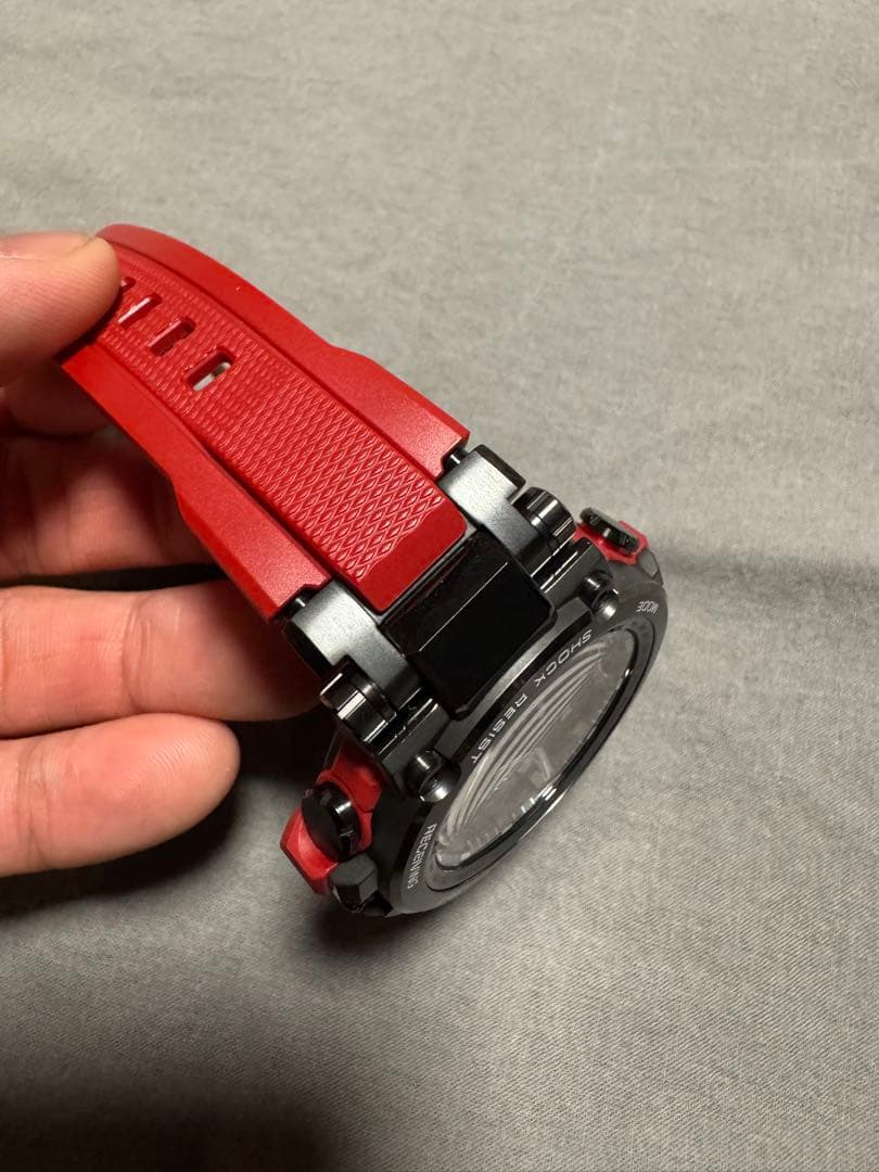 CASIO G-SHOCK　MTG-B1000B-1A4JF