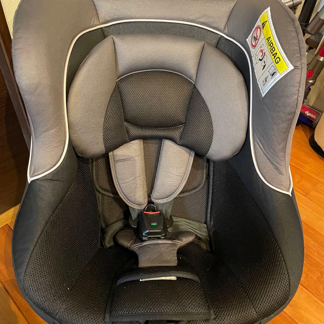 combi グレー チャイルドシート 5点式ベルト
