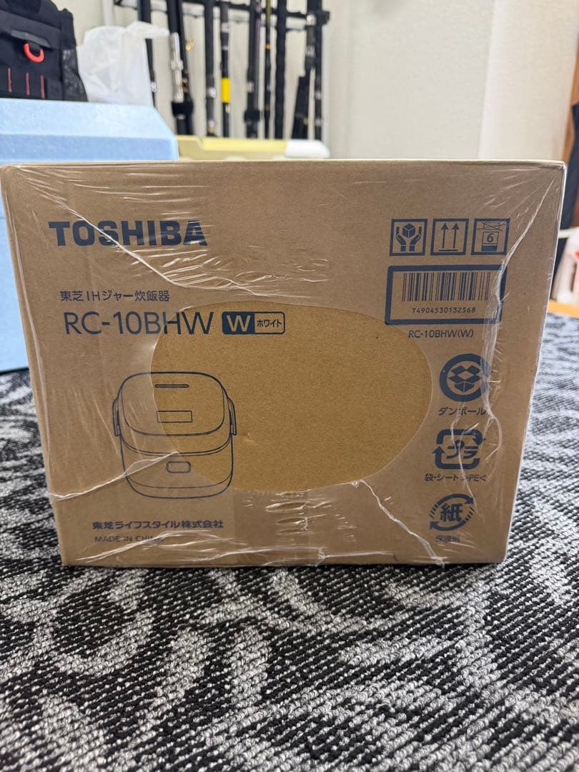 TOSHIBA RC-10BHW IHジャー炊飯器 1.0L（ホワイト）25年製
