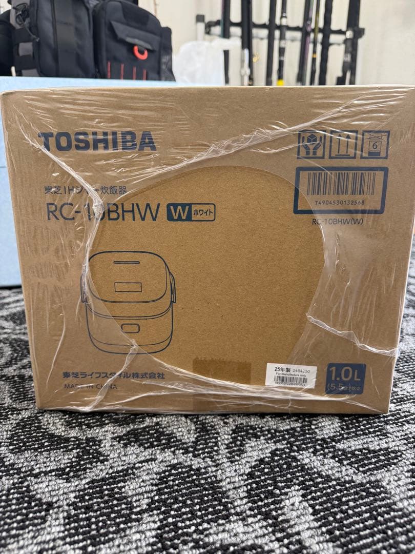 TOSHIBA RC-10BHW IHジャー炊飯器 1.0L（ホワイト）25年製
