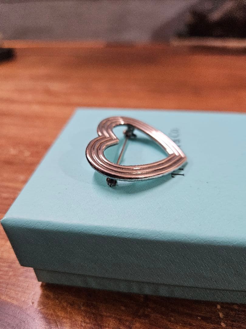 ティファニー MENARD メナードハート ブローチ Sv925 箱付き