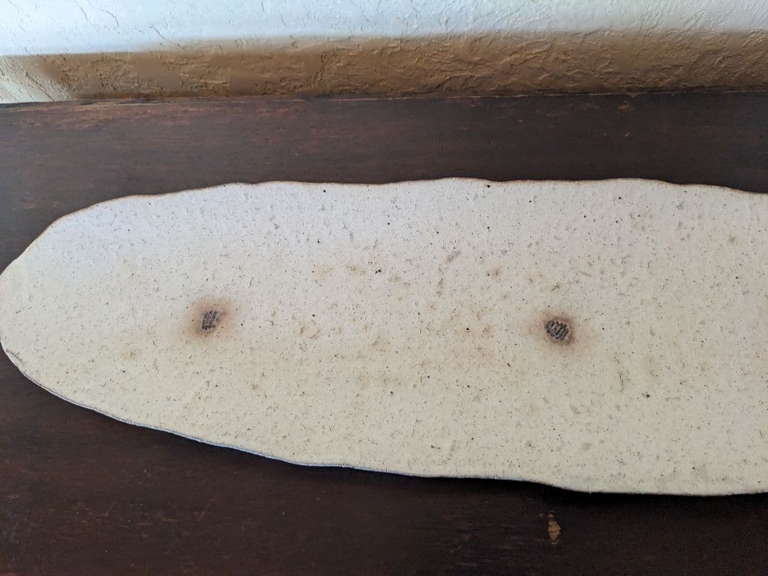 恩塚正二　粉引　長皿