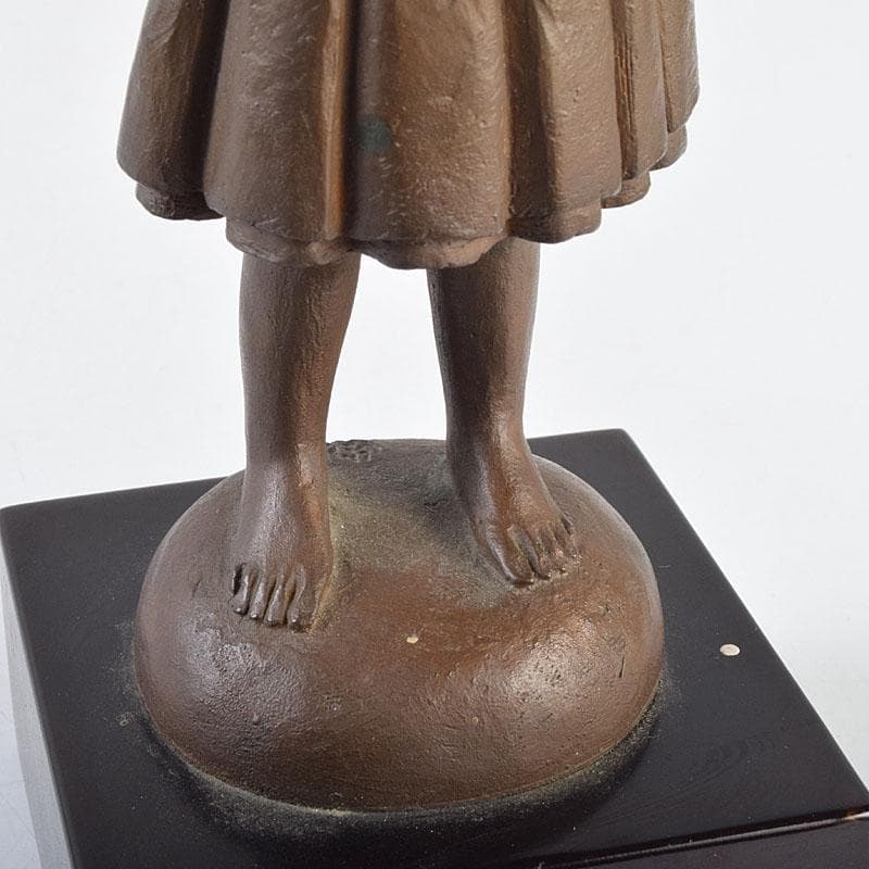 加藤豊作 ブロンズ 少女像 「花束」 台付 共箱 M R9183 - メルカリ