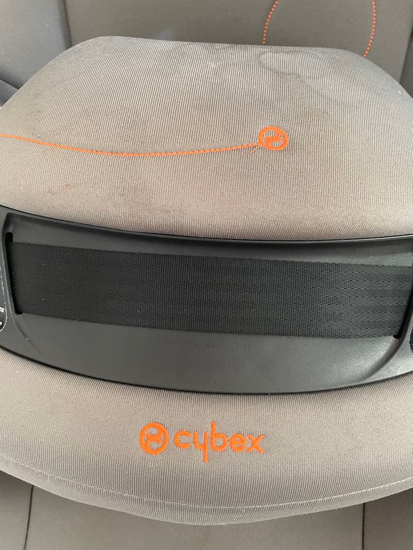 cybex 車用チャイルドシート グレー