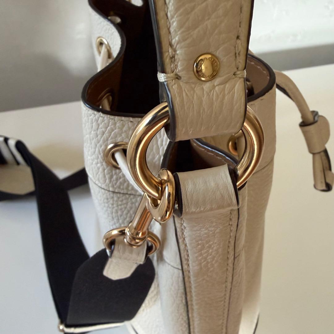 コーチ デンプシー ショルダーバッグ 巾着 2way レザー アイボリー