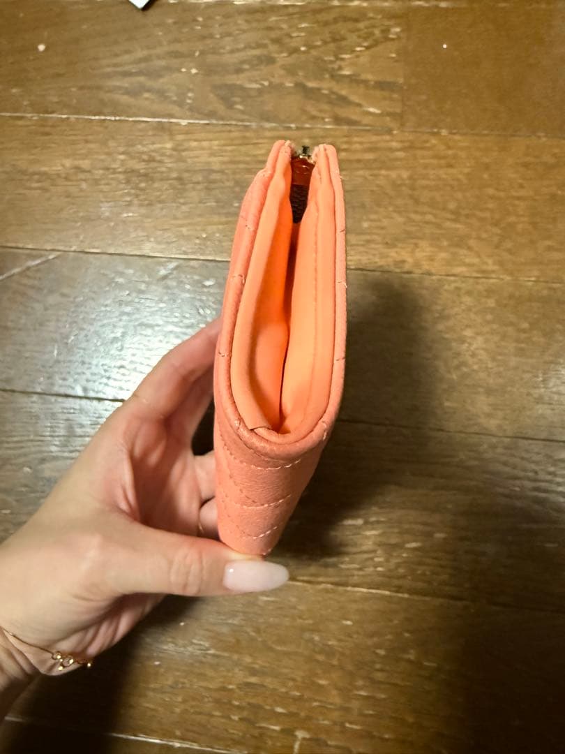 CHANEL フラグメントケース2025SSカラー