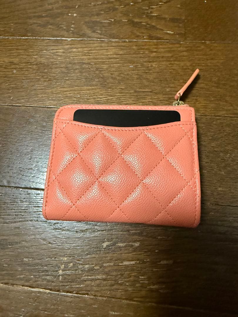 CHANEL フラグメントケース2025SSカラー