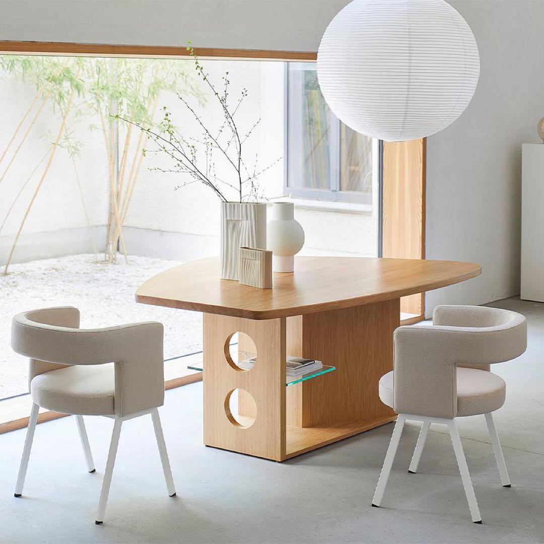 【わふわふ】希少！ オーダー TECTA M21ダイニングテーブル 白